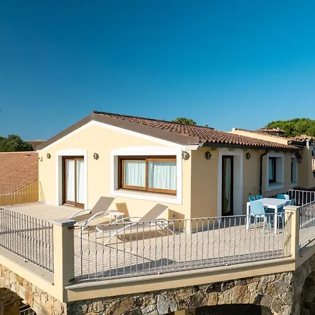 Villa Mimosa Con Piscina Golfo Aranci